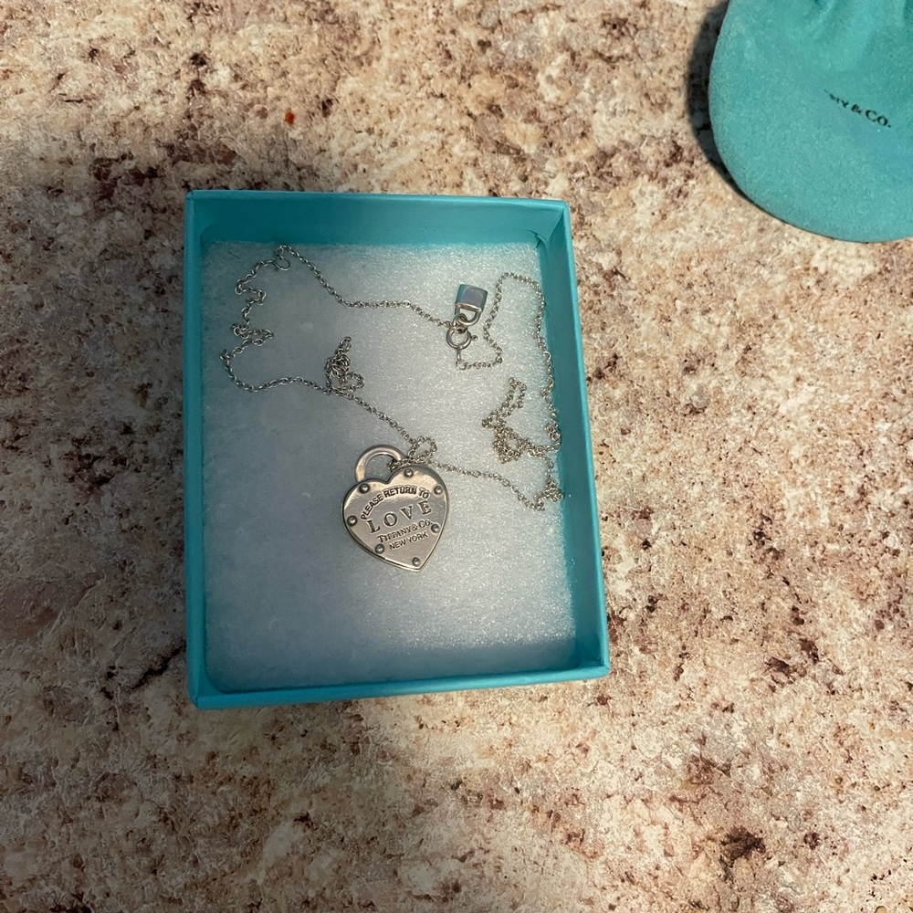 Tiffany Heart 18inch Necklace - Picture 3 of 5